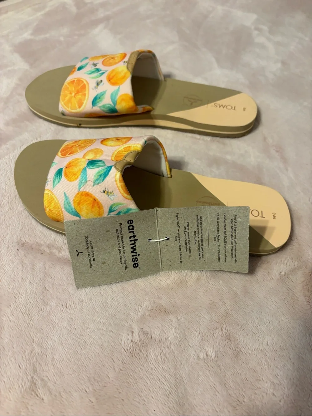 TOMS Earthwise Citrus Print Slide Sandals Orange Fruit Women’s Size 8 NWT
